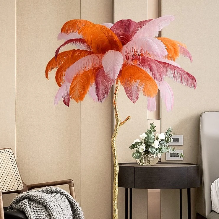 Lampadaire doré en plumes d’autruche - Image 8