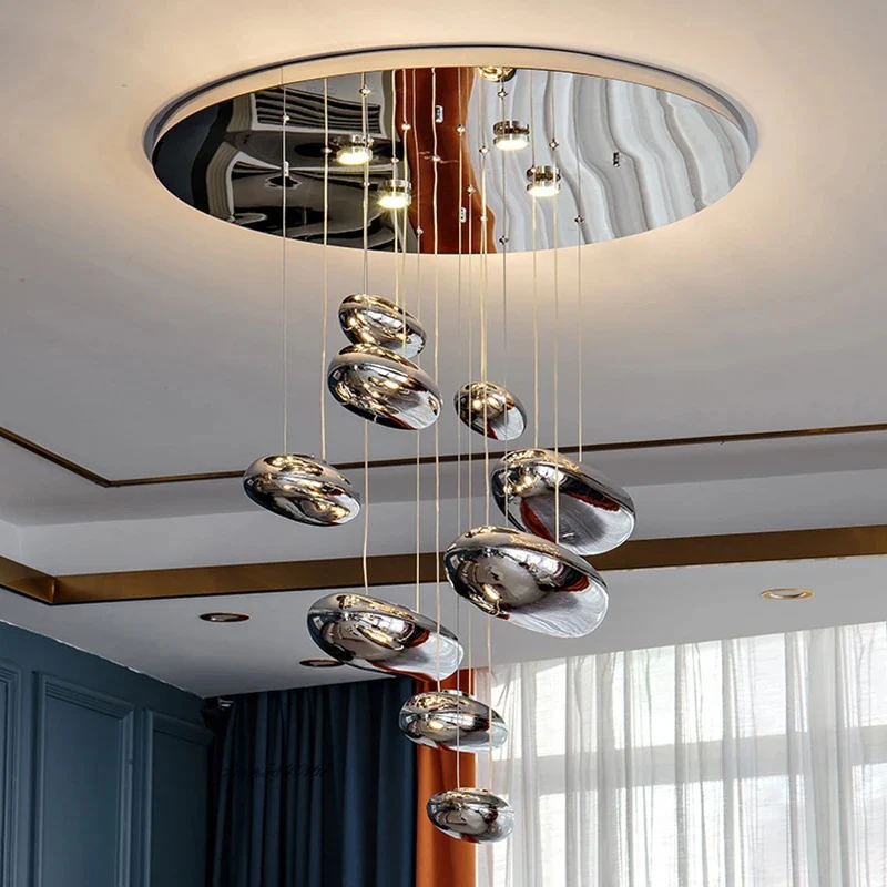 Lustre suspendu en forme de nuages métaliques - Image 6